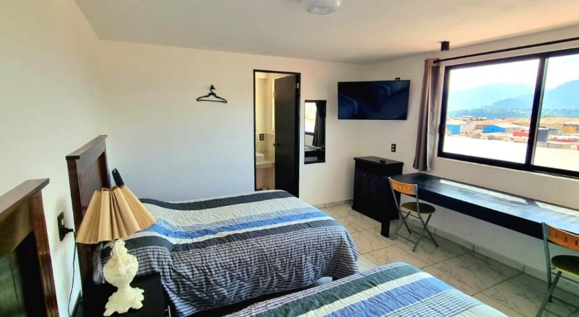 Hotel El Eden 4 per 15