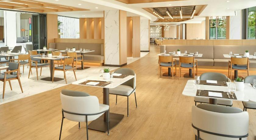 平沢 Courtyard by Marriott Pyeongtaek 3つ星 ホテル スイート