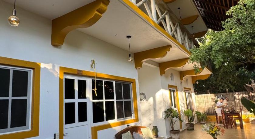 Casa Eulogia y Fortunata con AC y Desayuno a pasos del mar
