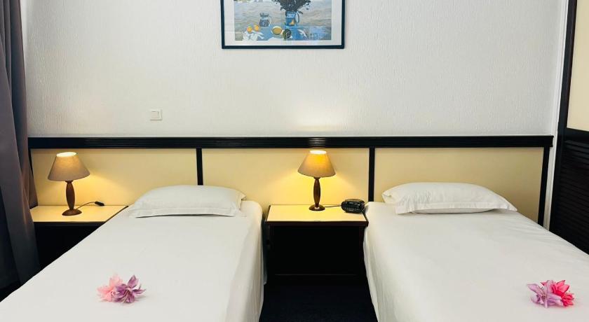 รูปของดีลักซ์ เตียงแฝด (Deluxe Twin Room) 11