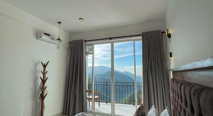 Crystal Springs Luxury Hotel - image 15