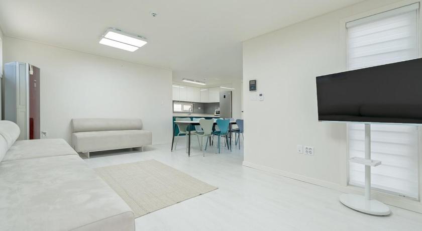 Gangneung Gangneung Terramomum 3-Star Guesthouse lobby