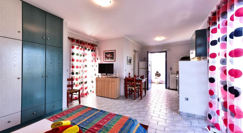 Image of Superior Studio 0