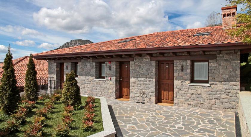 Puebloastur Eco Resort Wellness