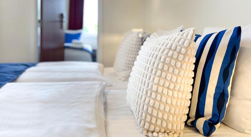 Image of Junior Suite 6