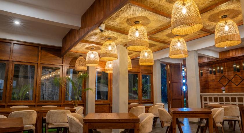Crystal Springs Luxury Hotel - image 7