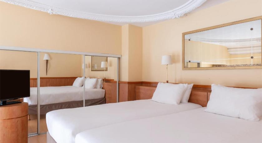 Image of 1 Double Bed, Nonsmoking, Superior Room, Duplex, Lounge Area With Sofabed 5