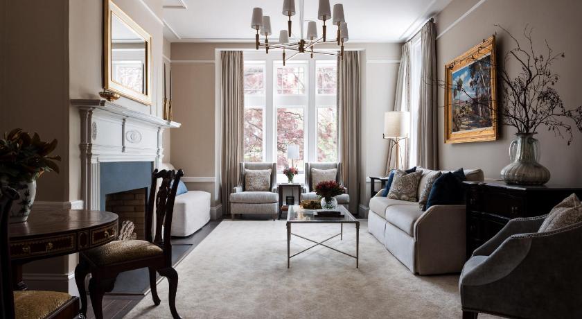 86 State Circle - Luxury Boutique Hotel