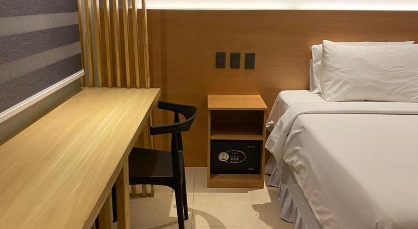 Image of Deluxe Room 4