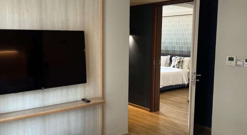 Image of 2 Bedroom Suite 12