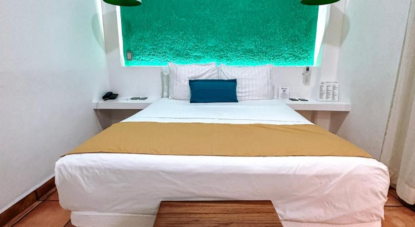 Image of Suite - 1 Queen Bed, Nonsmoking 4