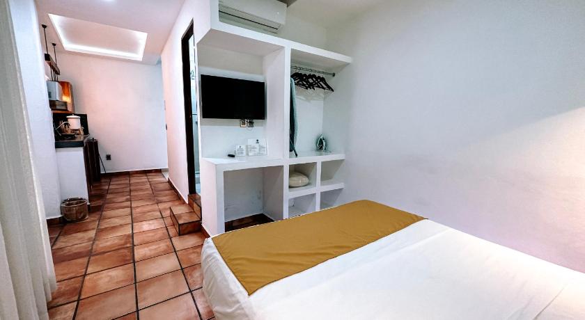 Image of Suite - 1 Queen Bed, Nonsmoking 6