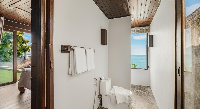 Image of Suite 16