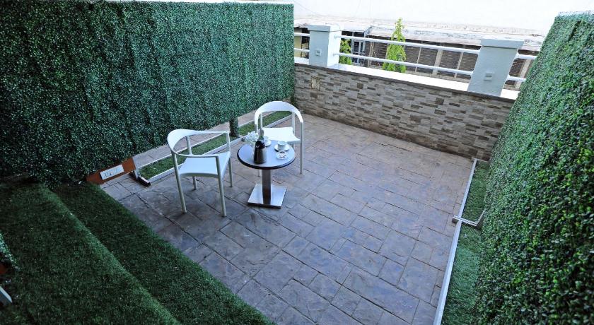 Image of Deluxe Double Room with Terrace 3