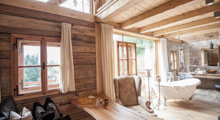 Image of Chalet 4