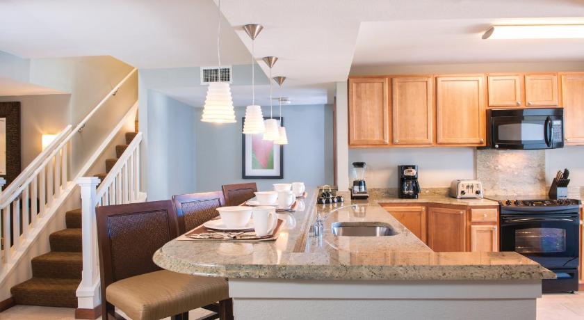 Club Wyndham at Waikiki Beach Walk - image 7
