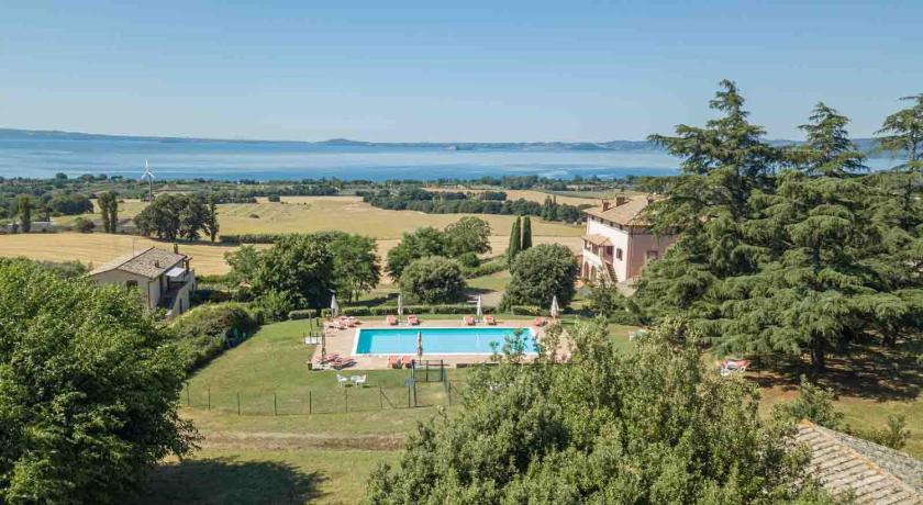 Poderaccio Agri Relais Apartments & Restaurant