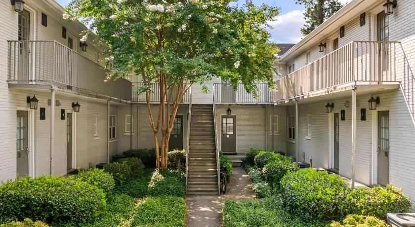亞特蘭大 Brookwood Courtyard by BCA Furnished Apartments 4星级 住宿 餐厅