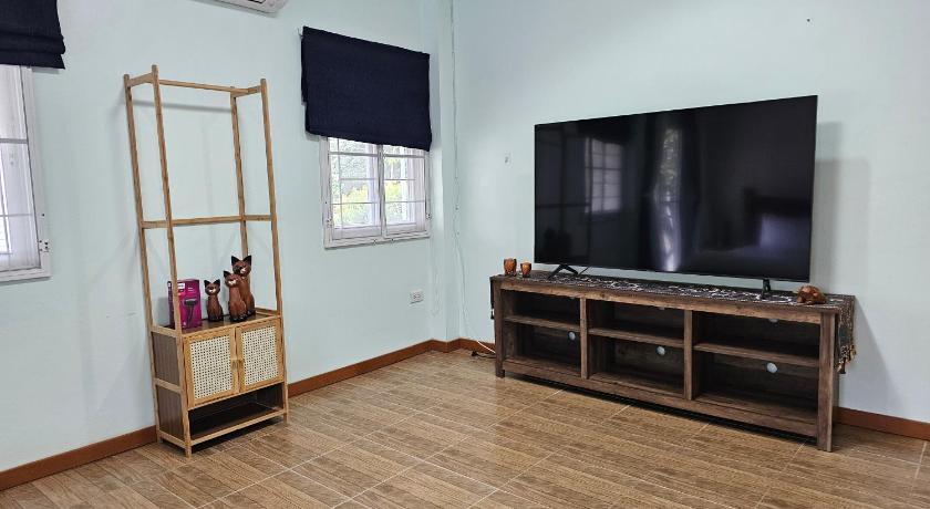 Khao Yai Plearn Khaoyai Resort 2-Star Hotel lobby