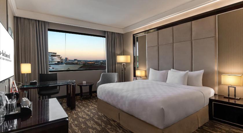 Swiss-Belhotel Harbour Bay - image 10