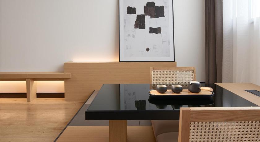 청두 / 성도 SFEEL设计师酒店Designer Hotel成都杜甫曹堂店 호텔 전망