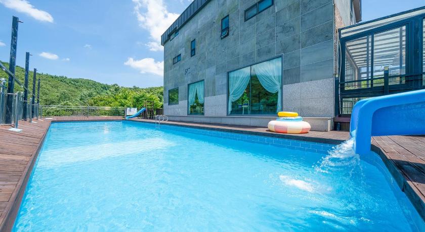キョンジュ Huerim Pool Villa Private Pension 3つ星 ゲストハウス 客室