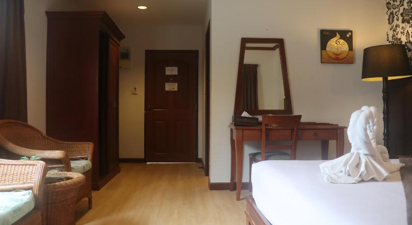 Image of Deluxe Room 12