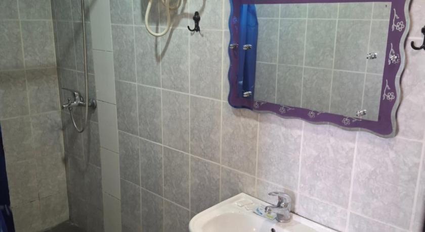 Image of Double Room with Lake View 3
