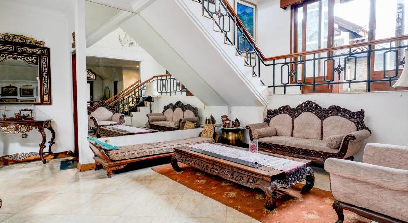 Dancenter The Ethnic Hotel - image 2