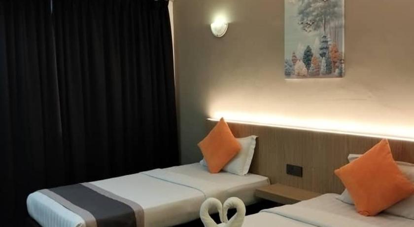 Image of Marigold Deluxe Room 2