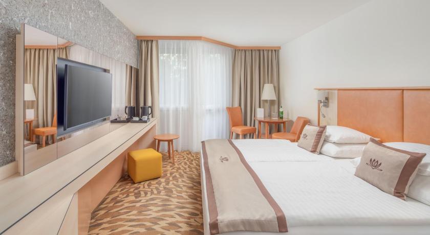 Image of Standard Double Room with Balcony 0