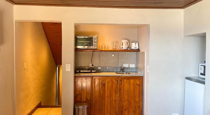 Image of Superior Bungalow 4