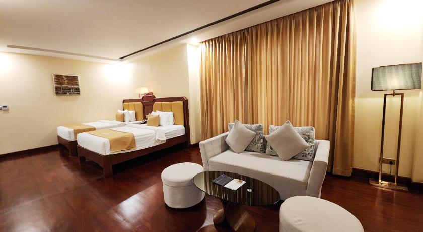 Image of Mekong Suite Twin River View 6