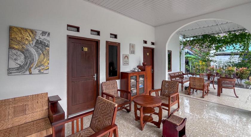 RedDoorz Syariah near AMIKOM Purwokerto – Banyumas Regency, WI