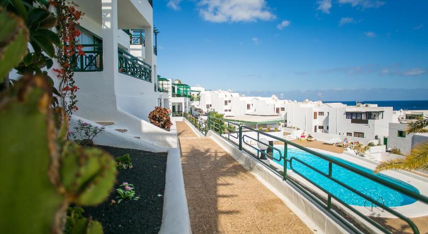 best price on lanzholidays in lanzarote   reviews!