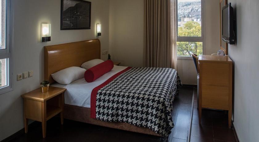 Image of Superior Twin Room 1