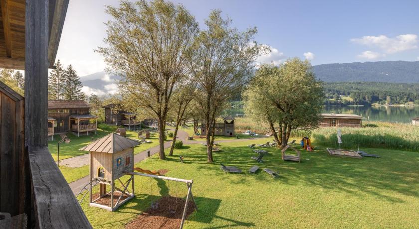 Image of Apartment with Lake View 13