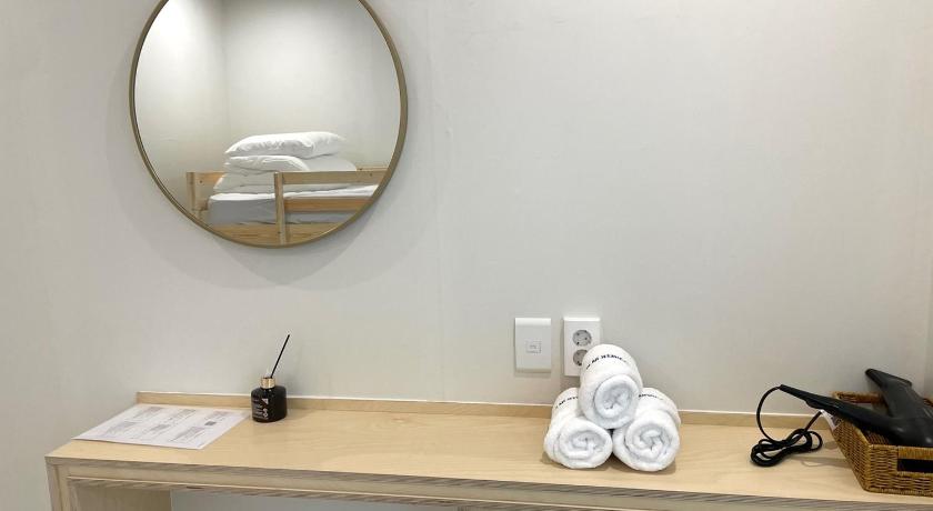 Busan Londonker Hotel lobby