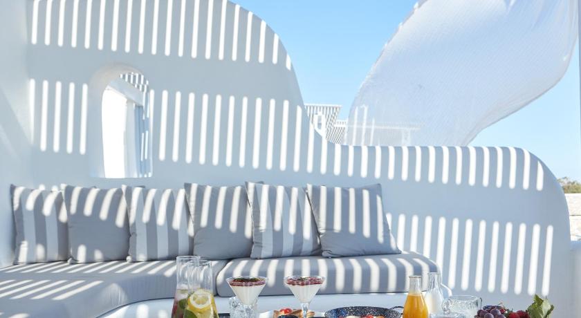 Orabel Suites Santorini (Adults Only)