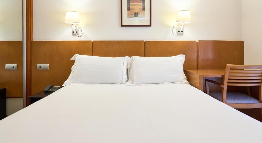 Image of Single Room 5