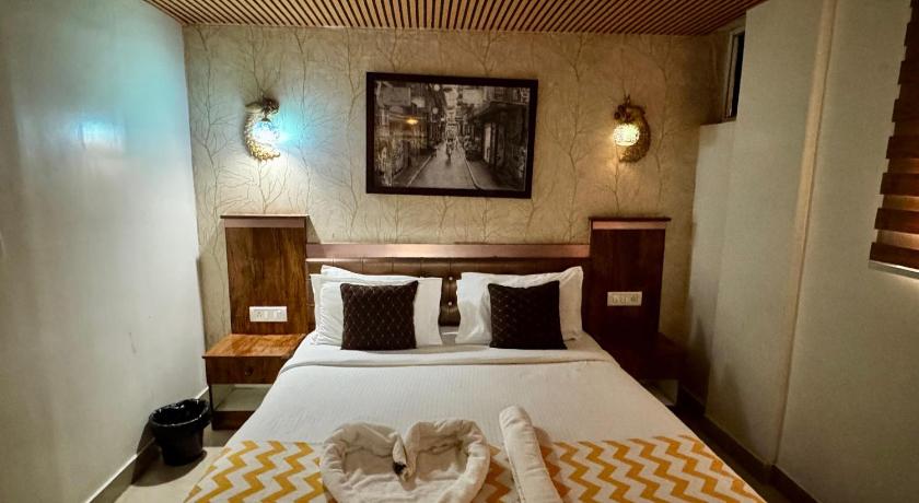 KORAMANGALA SUITES - image 25