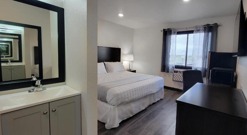 The Suite Inn Minot