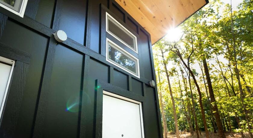 로저스 (KY) Vireo's Nest- Glamping Tent in the Gorge with AC 2성급 숙소 레스토랑