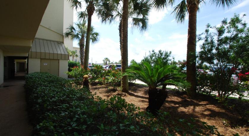 Gulf Shores Island Shores 3-Star Accommodation lobby