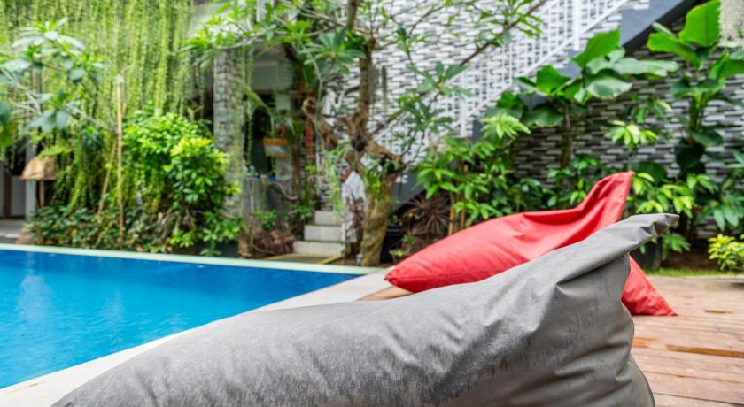 Dukuh Segara Guest House - image 19