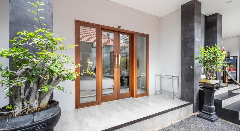 Dukuh Segara Guest House - image 4