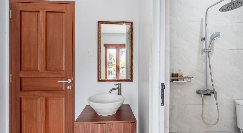 Dukuh Segara Guest House - image 37