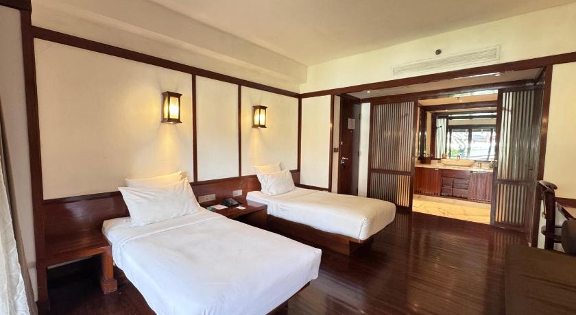 Image of Classic room with 2 single bed 3