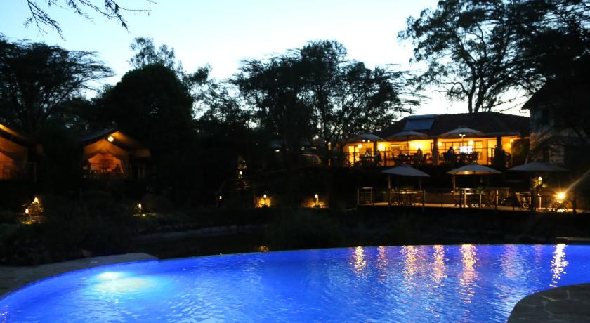 Wildebeest Eco Camp photo