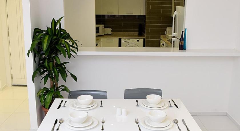 Kuwait City Al Bidaa Tower - Sea View - Family Only 3-Star Guesthouse room